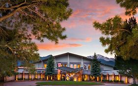 Garden Of The Gods Resort & Club